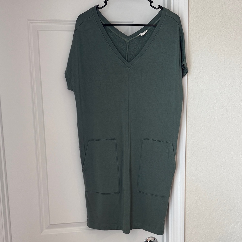 Loft Fleece Green V-Neck Dress with Pockets